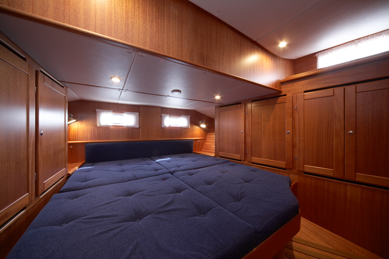 The aft cabin of a Nordship 380 deck saloon